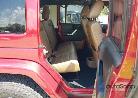 2012 Jeep Wrangler Unlimited Sahara z USA, uszkodzony, nr VIN 1C4HJWEGXCL134090